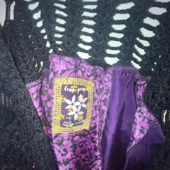 FREE PEOPLE Women’s Purple Silk Open-Crocheted Top  Tie-Back - Picture 3 of 3